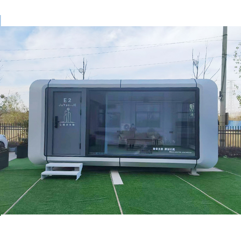 E2 Space Capsule